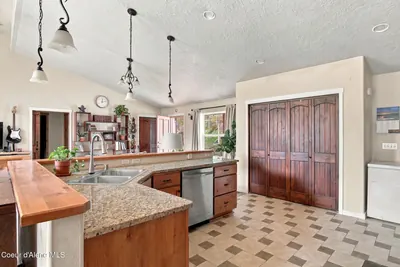 Property 26-9383 - Photo 11
