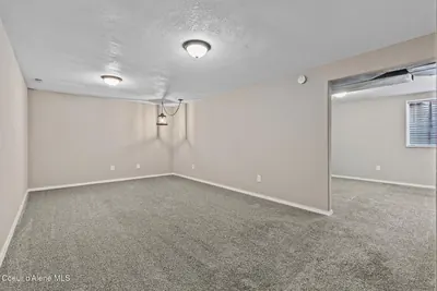 Property 26-8412 - Photo 26