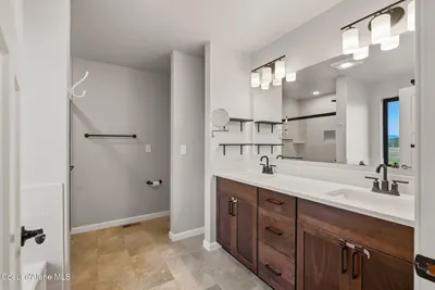 Property 26-10379 - Photo 21