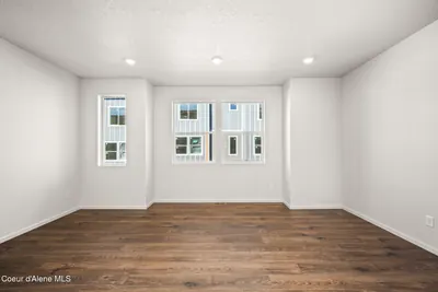 Property 26-10115 - Photo 22