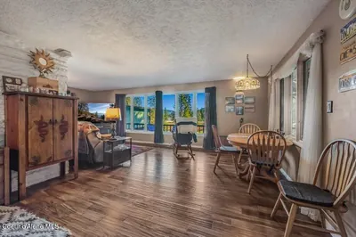 Property 26-2732 - Photo 9