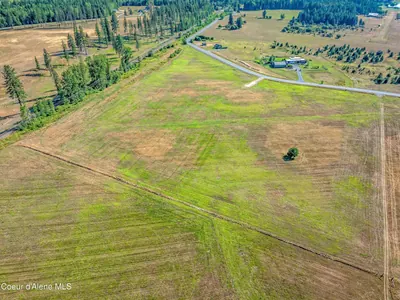 Property 26-8909 - Photo 2