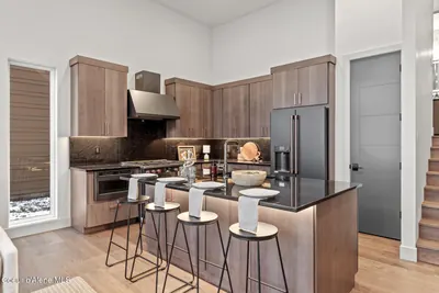 Property 25-11384 - Photo 11