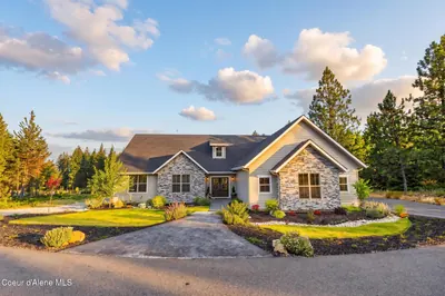 Property 26-8287 - Photo 2