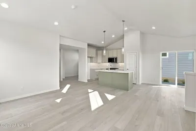 Property 26-10556 - Photo 11