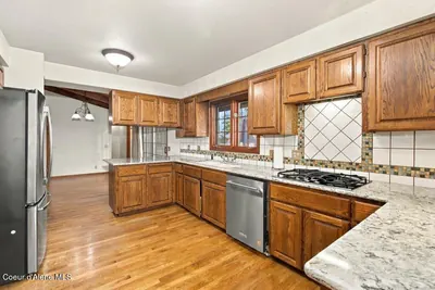 Property 26-10296 - Photo 14