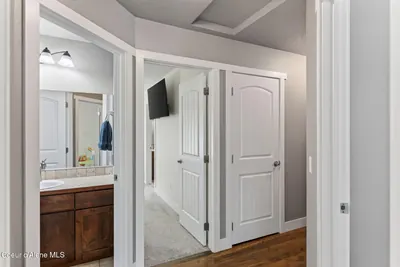 Property 26-8439 - Photo 33