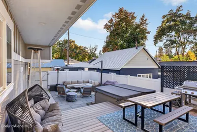 Property 26-10381 - Photo 68