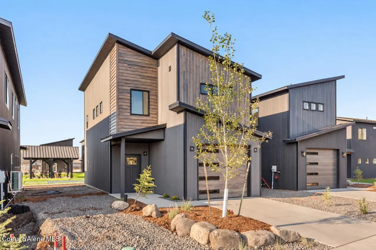 Property 26-9595 - Photo 1