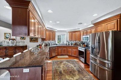 Property 26-8550 - Photo 10