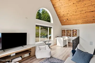 Property 26-10561 - Photo 44