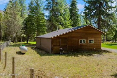 Property 26-10279 - Photo 5