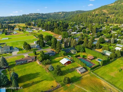 Property 26-8618 - Photo 43