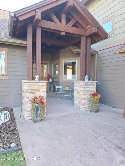 Property 26-1426 - Photo 2