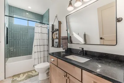 Property 26-8261 - Photo 21