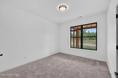 Property 26-8009 - Photo 38
