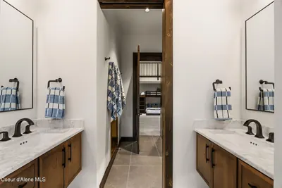 Property 26-10024 - Photo 61