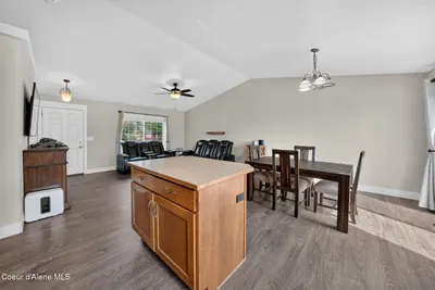 Property 26-7447 - Photo 11