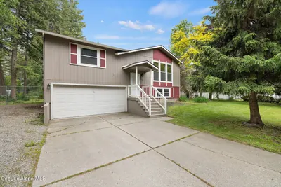 Property 26-8915 - Photo 1