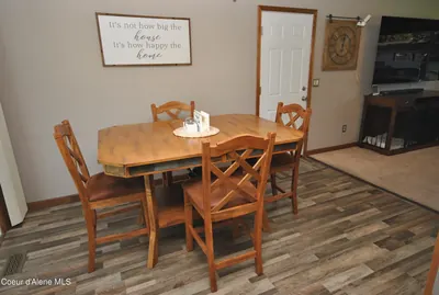 Property 26-10572 - Photo 11