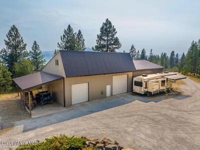 Property 26-8410 - Photo 77