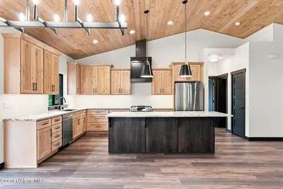 Property 26-9228 - Photo 13