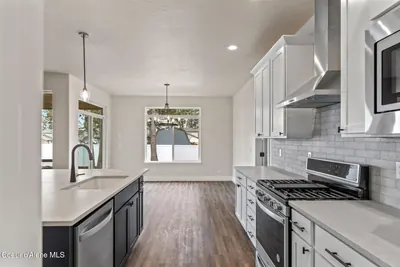 Property 26-1111 - Photo 5