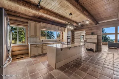 Property 26-3703 - Photo 6