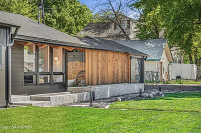 Property 26-10018 - Photo 2