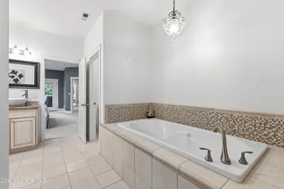 Property 26-9715 - Photo 27