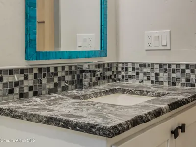 Property 26-9918 - Photo 39