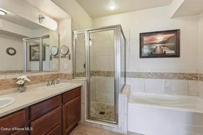 Property 26-7603 - Photo 17