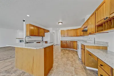 Property 26-9122 - Photo 9