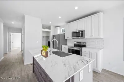 Property 26-8032 - Photo 16