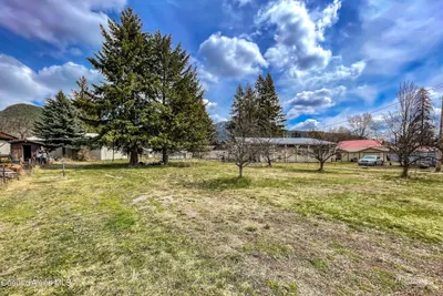 Property 26-8456 - Photo 2