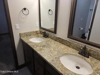 Property 25-11538 - Photo 11
