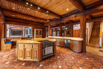 Property 26-7915 - Photo 22