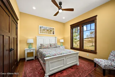 Property 26-10600 - Photo 32