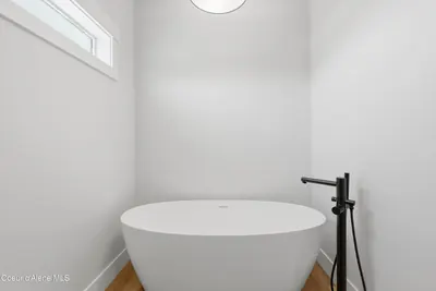 Property 26-8812 - Photo 10