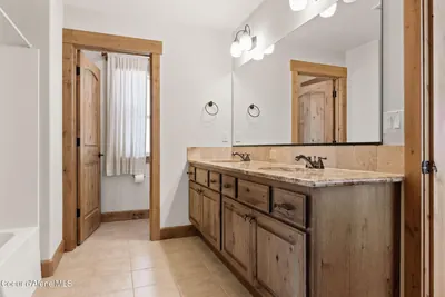 Property 26-2449 - Photo 61