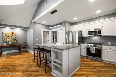 Property 26-9638 - Photo 25
