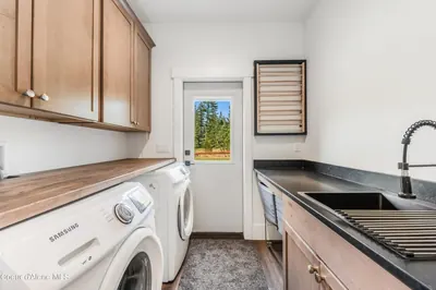 Property 26-8261 - Photo 26