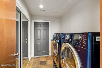 Property 26-8617 - Photo 83