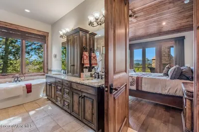 Property 26-8040 - Photo 54