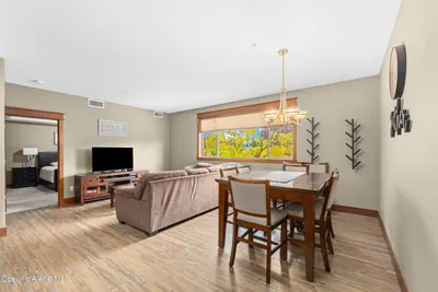 Property 26-10558 - Photo 9
