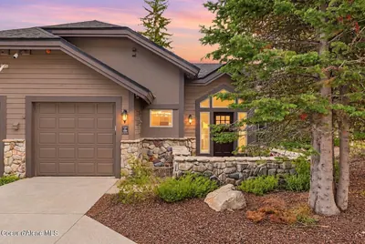 Property 26-9647 - Photo 2