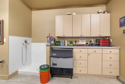 Property 26-7825 - Photo 105