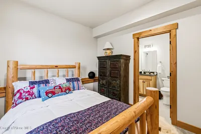 Property 26-1898 - Photo 25