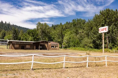 Property 26-9379 - Photo 33