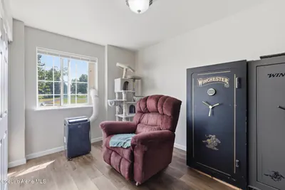 Property 26-7604 - Photo 10